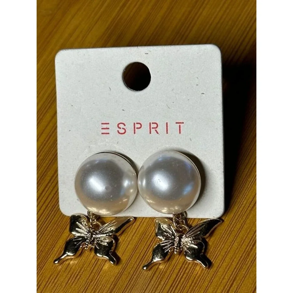 ESPRIT Gold Tone Pearl Stud Earrings Gold Butterfly Dangle Charm Boho New Pair